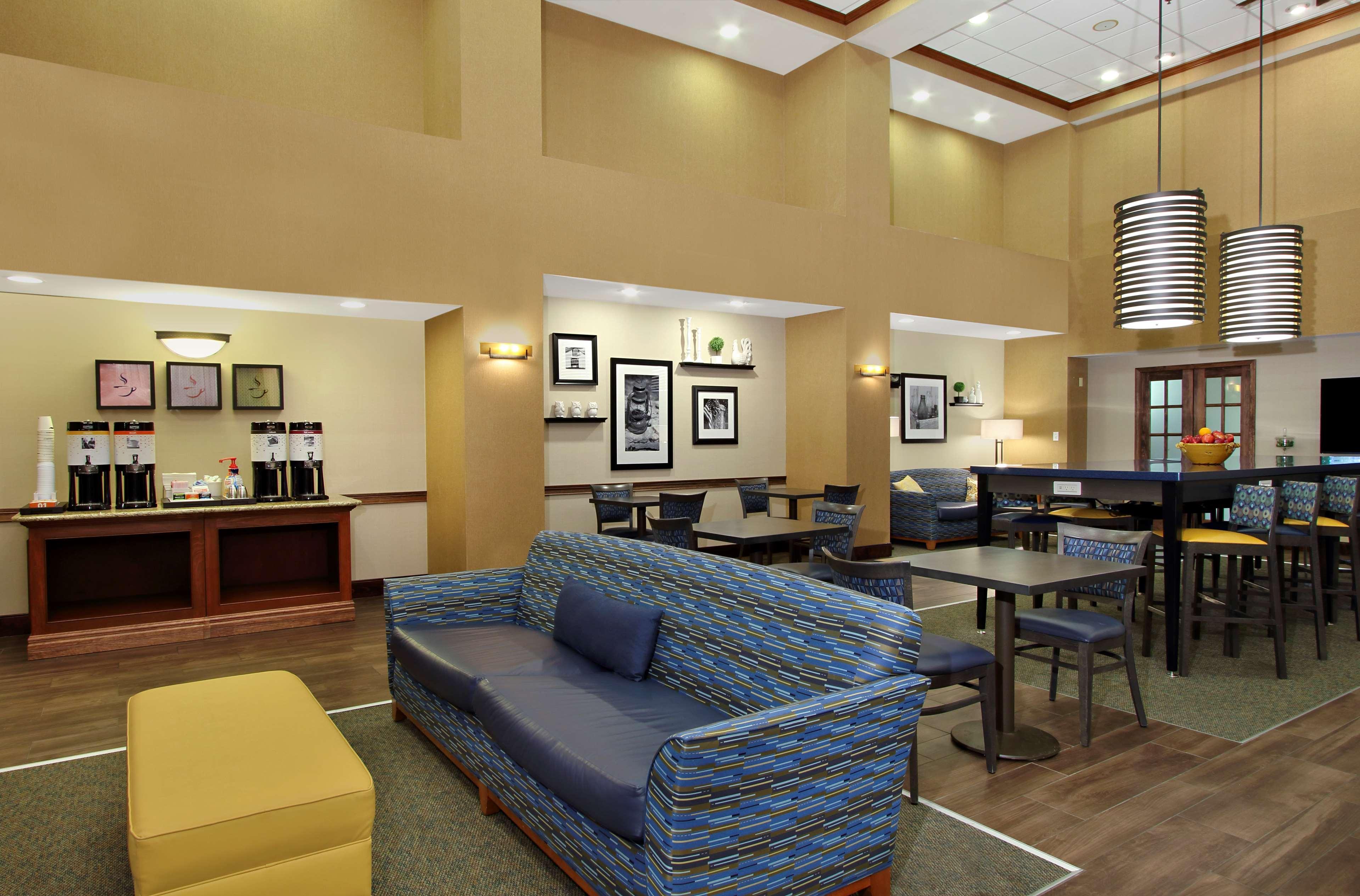 Hampton Inn & Suites Madisonville Zewnętrze zdjęcie