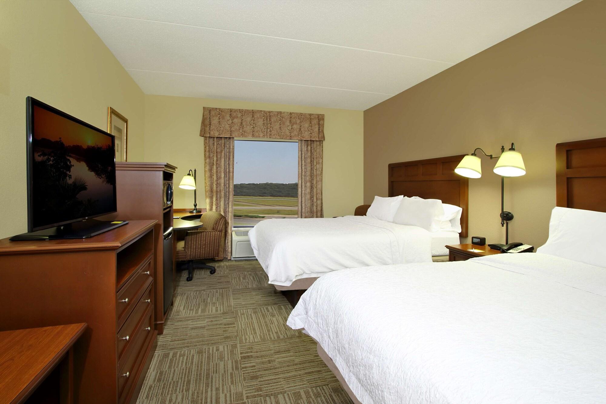 Hampton Inn & Suites Madisonville Zewnętrze zdjęcie