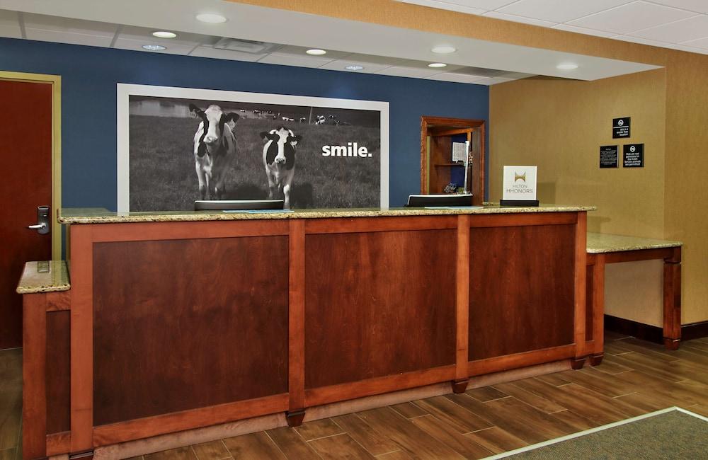Hampton Inn & Suites Madisonville Zewnętrze zdjęcie