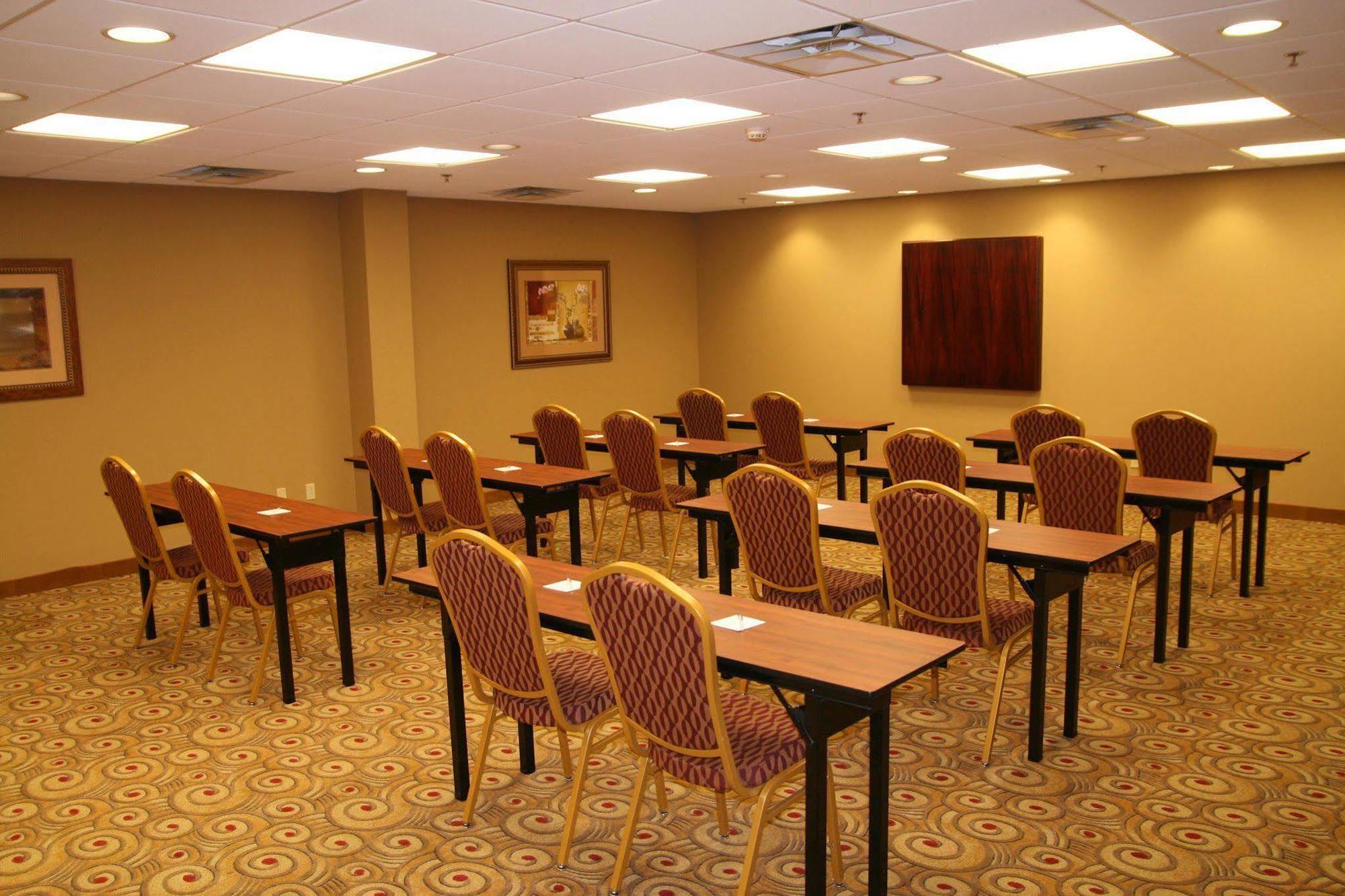 Hampton Inn & Suites Madisonville Zewnętrze zdjęcie